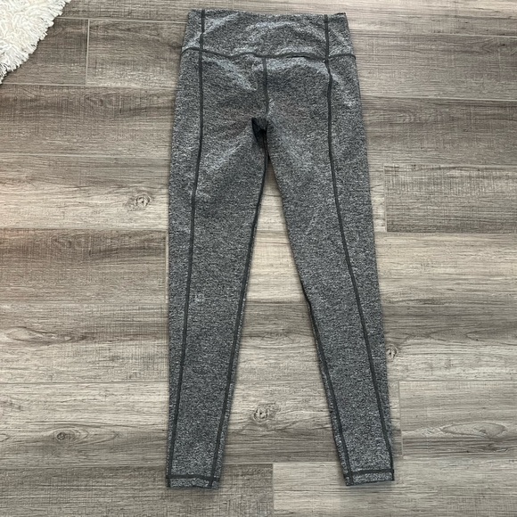 Victoria’s Secret sport leggings - Picture 4 of 6